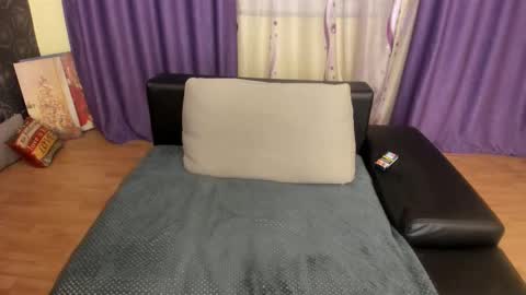 Silvya online show from 10/30/25, 05:13