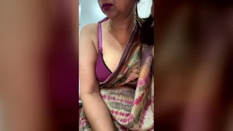 Simran online show from 04/21/26, 04:41