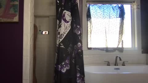 Snapshot of simi136 chatting on 01/15/26, 06:00 simi136 online show from 01/15/26, 06:00