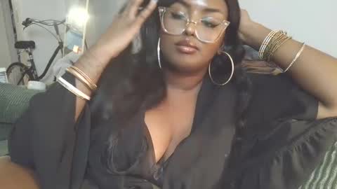 Simin Fox online show from 09/21/25, 04:58