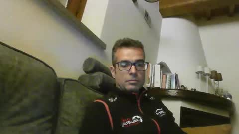 Snapshot of simmeturbate chatting on 02/02/26, 10:30 Italiandaddyitalydickassbottomassholecomshowmasturbatenudeboyitalyatleticcutemuscolarhardcockdickboy online show from 02/02/26, 10:30