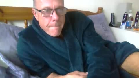 Snapshot of simon56691 chatting on 10/03/25, 03:31 simon56691 online show from 10/03/25, 03:31