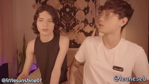 Snapshot of simon_bane01 chatting on 12/30/24, 07:11 Little Sunshine online show from 12/30/24, 07:11