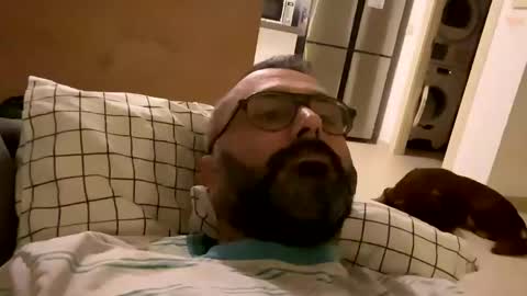 Snapshot of simon_bb chatting on 11/18/25, 10:36 Si online show from 11/18/25, 10:36