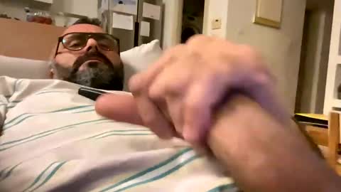 Snapshot of simon_bb chatting on 12/20/25, 10:17 Si online show from 12/20/25, 10:17