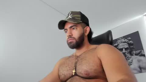 simon_leon01 online show from 07/11/26, 03:04