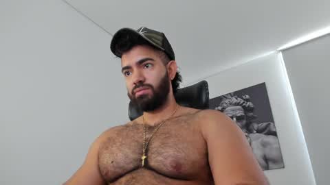 simon_leon01 online show from 07/25/26, 03:31