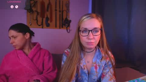 simona_moonshine online show from 04/10/26, 09:25