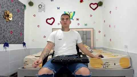 SIMON KELER online show from 09/11/25, 11:38