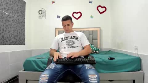 SIMON KELER online show from 10/18/25, 02:25