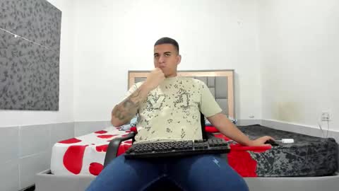 Snapshot of simonkeler chatting on 02/14/26, 10:50 SIMON KELER online show from 02/14/26, 10:50