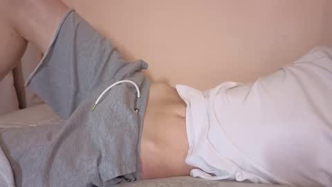 Snapshot of simonsecrett chatting on 11/20/25, 06:18 Simon online show from 11/20/25, 06:18