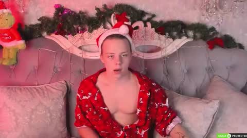 Simon online show from 12/20/25, 08:54