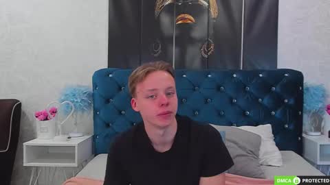 Snapshot of simonwarner chatting on 02/03/26, 03:37 Simon online show from 02/03/26, 03:37