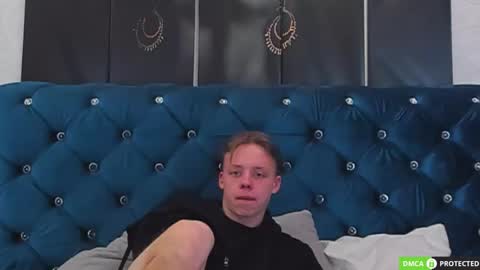 Snapshot of simonwarner chatting on 02/03/26, 06:40 Simon online show from 02/03/26, 06:40