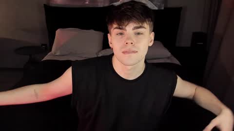 Snapshot of simonwnl chatting on 12/04/24, 12:14 Simon online show from 12/04/24, 12:14