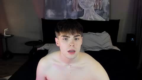 Snapshot of simonwnl chatting on 12/06/24, 06:06 Simon online show from 12/06/24, 06:06