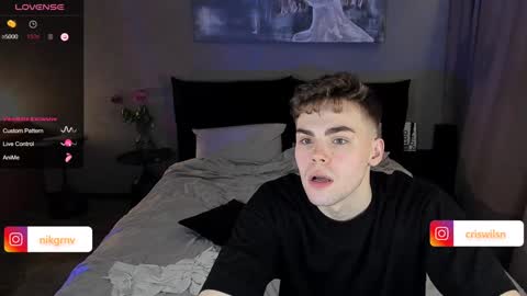 Snapshot of simonwnl chatting on 12/22/24, 10:25 Simon online show from 12/22/24, 10:25