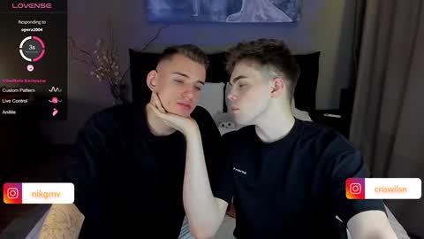 Snapshot of simonwnl chatting on 01/09/25, 06:47 Simon online show from 01/09/25, 06:47