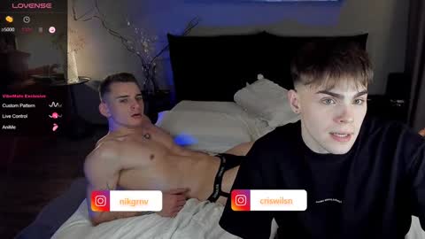 Snapshot of simonwnl chatting on 01/25/25, 06:46 Simon online show from 01/25/25, 06:46