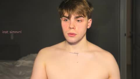 Snapshot of simonwnl chatting on 11/25/25, 10:32 Simon online show from 11/25/25, 10:32