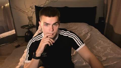 Simon online show from 04/24/26, 05:26