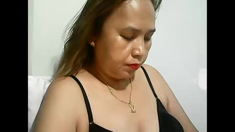 Carolyn online show from 11/20/25, 05:40