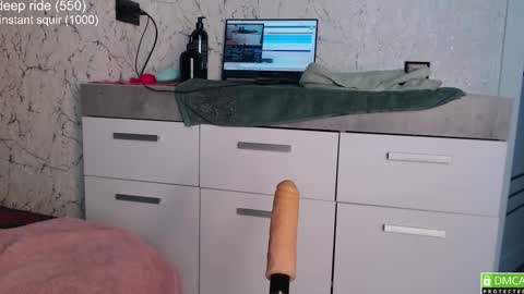 regina online show from 02/19/25, 12:44