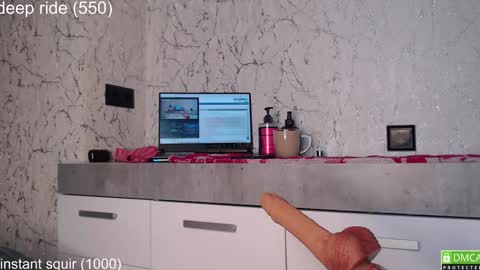 regina online show from 10/13/25, 07:52