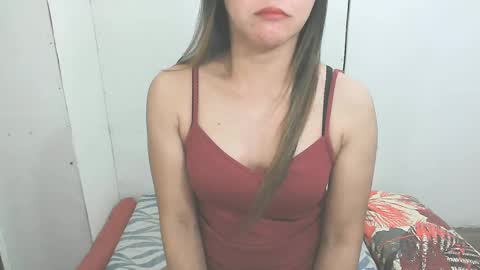 Snapshot of simpleladie15 chatting on 02/28/25, 03:04 marisweet online show from 02/28/25, 03:04