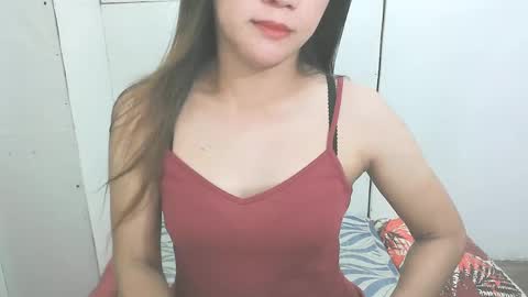 Snapshot of simpleladie15 chatting on 03/08/25, 06:54 marisweet online show from 03/08/25, 06:54