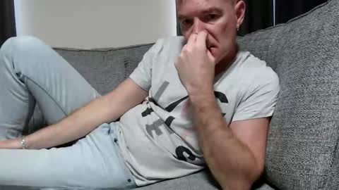 Ricky online show from 11/08/25, 02:39