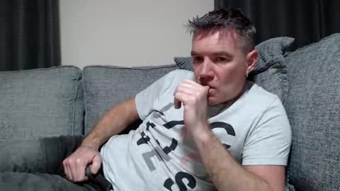 Ricky online show from 11/17/25, 06:46