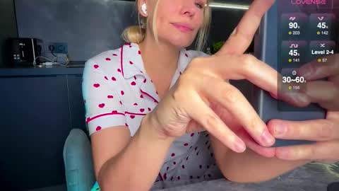 A present for me  online show from 01/11/26, 06:46