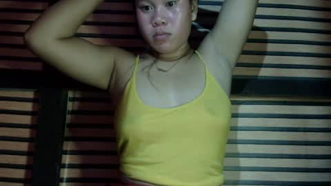 Snapshot of simply_y0urs chatting on 12/07/24, 02:13 simply_y0urs online show from 12/07/24, 02:13