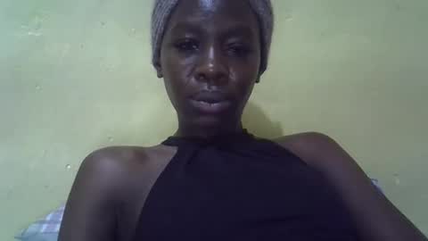 simplyloy33 online show from 04/19/26, 08:02