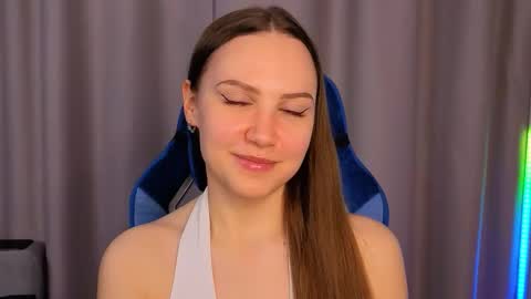 Snapshot of simplyzoe chatting on 02/28/26, 03:29 Zoe online show from 02/28/26, 03:29