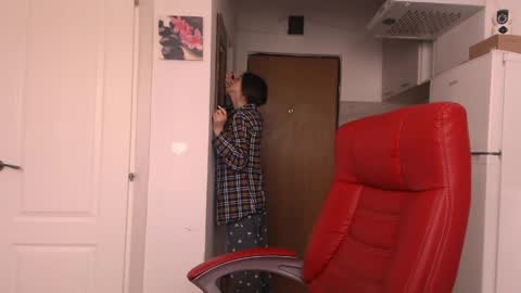 simyhvn online show from 04/20/26, 06:49