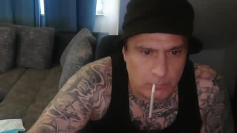 sinalco1975 online show from 11/09/25, 08:34