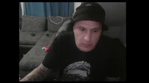 sinalco1975 online show from 04/26/26, 01:03