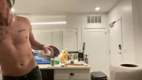 Snapshot of sinamaxx chatting on 01/11/26, 04:17 sinamaxx online show from 01/11/26, 04:17