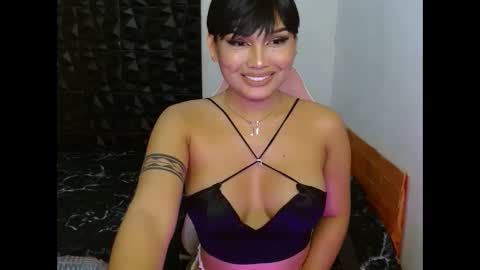 hi im thalia  nice to meet you  please give me thumbs up 3 online show from 02/01/25, 01:44