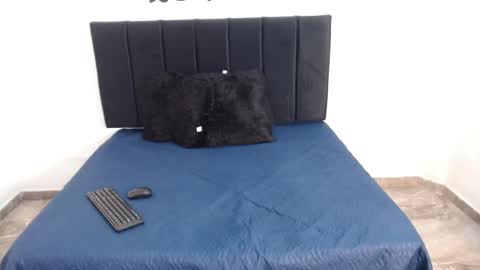   online show from 04/19/26, 06:10