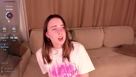 Snapshot of sincere_shyness chatting on 02/27/25, 12:54 Naomi online show from 02/27/25, 12:54