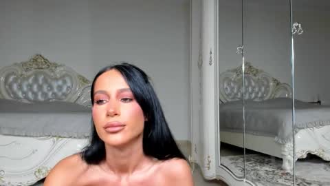 C online show from 11/27/25, 08:33