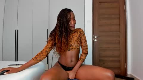 sincerre9_tara online show from 11/06/25, 08:15