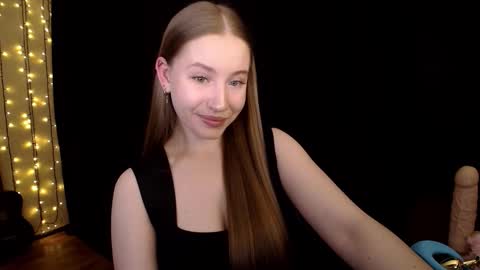 Sindi online show from 11/04/25, 12:04