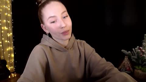 Snapshot of sindiwatsoon chatting on 01/15/26, 02:21 Sindi online show from 01/15/26, 02:21