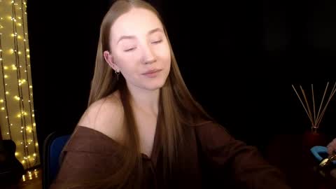 Snapshot of sindiwatsoon chatting on 03/25/26, 04:35 Sindi online show from 03/25/26, 04:35