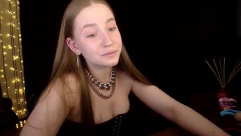 Snapshot of sindiwatsoon chatting on 06/23/26, 05:22 Sindi online show from 06/23/26, 05:22